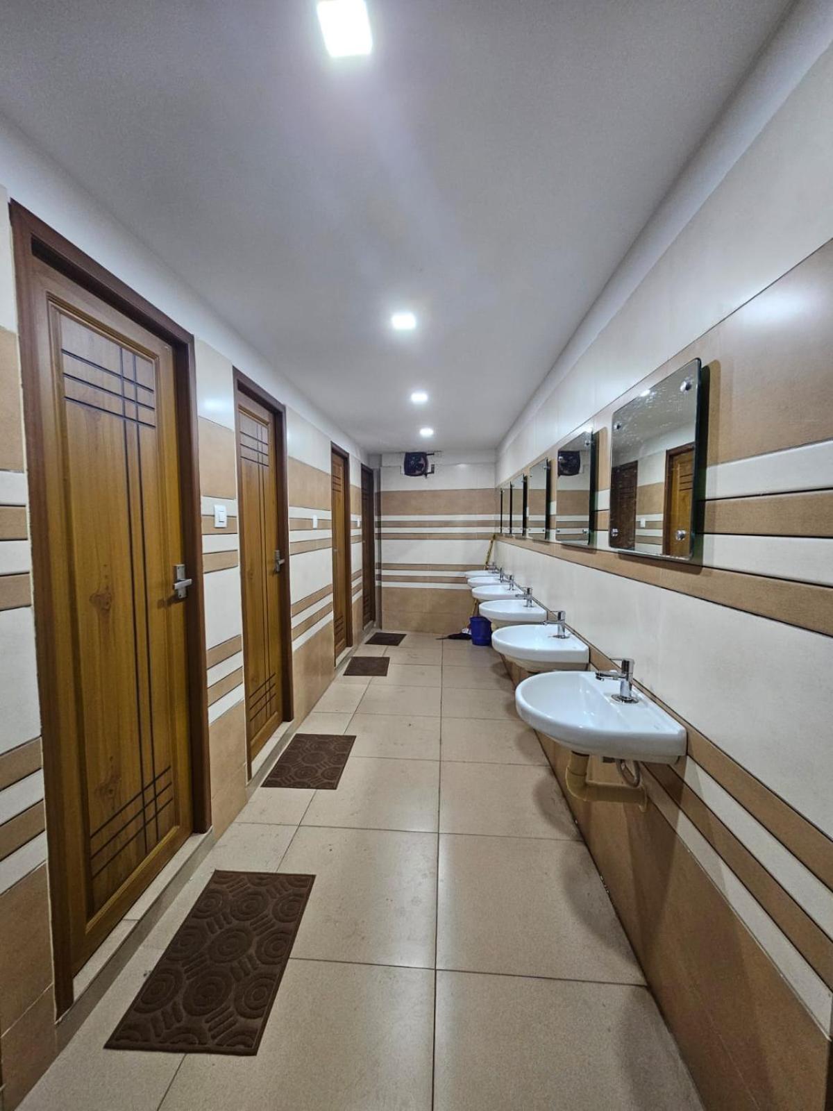 Lowfare Dormitory Kozhikode Eksteriør bilde