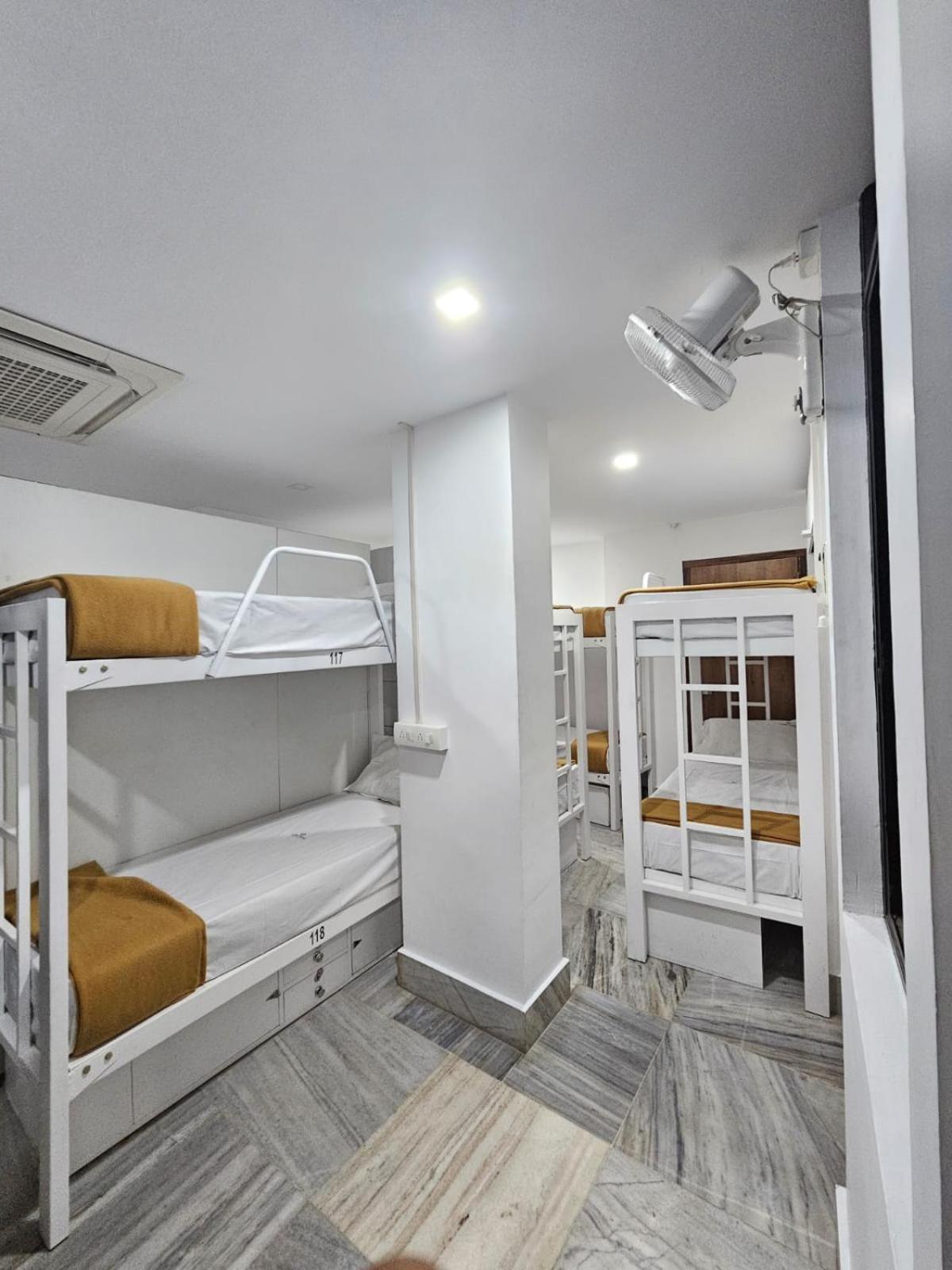Lowfare Dormitory Kozhikode Eksteriør bilde